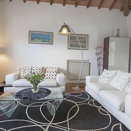 بيت للعطل Fiumetto By Interhome